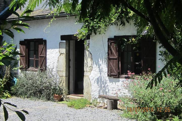 Gîte pour 4 personnes, avec terrasse et jardin