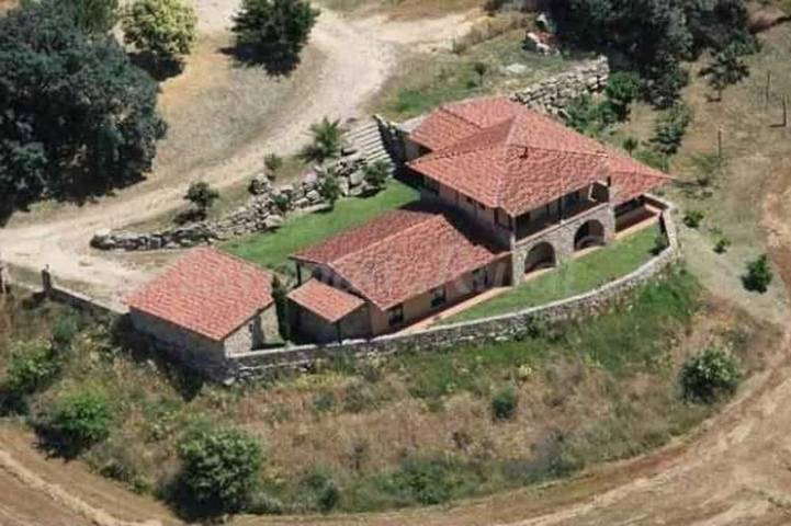 Villa pour 8 personnes, avec piscine et jardin, animaux acceptés - 1