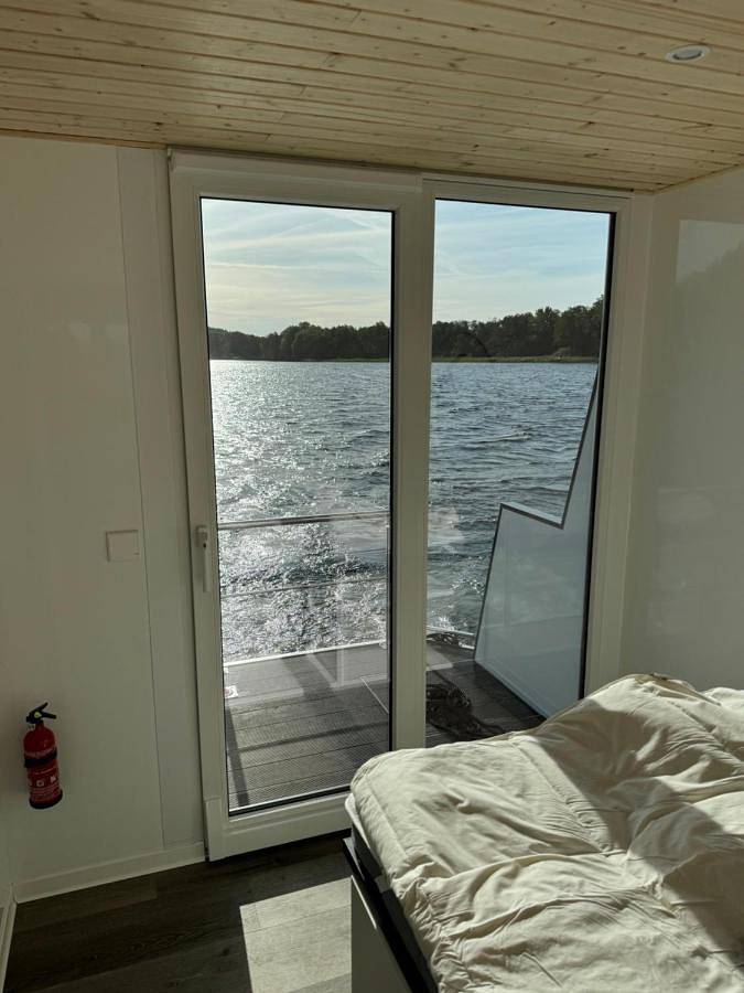 Vindua Pape - Festlieger in Schwerin, Schweriner See