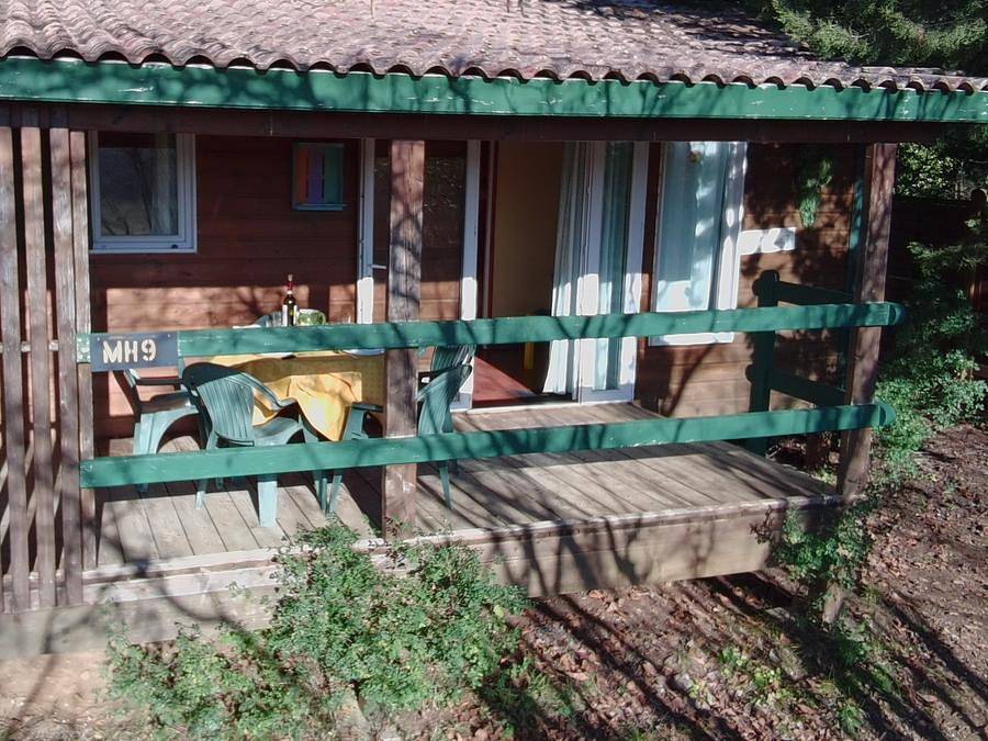 Camping Verdon les Grands Domaines - Chalet 4 personnes - Chalet - 27m² - 2 chambres in Saint-Laurent-du-Verdon, Parc naturel régional du Verdon