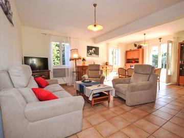 Maison De Vacances pour 6 Personnes dans Saint-Rémy-de-Provence, Région d'Arles, Photo 1