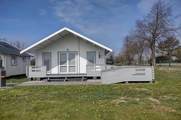 Rodzinne domki wakacyjne, plac zabaw, basen letni in Ustronie Morskie (Miasto), Ustronie Morskie