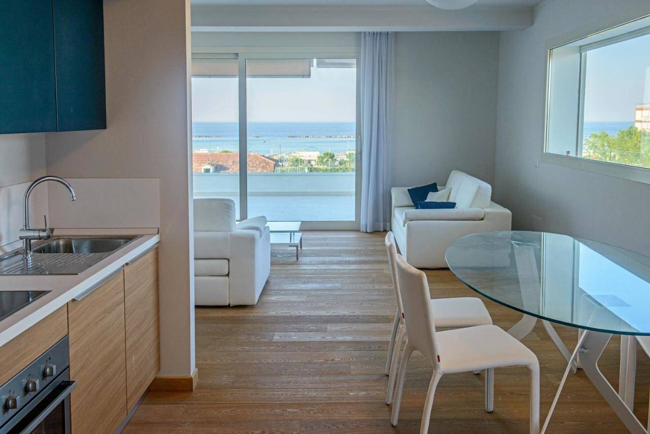 Residence Millecento - Aperto tutto l'anno in Cesenatico, Province de Forlì-Cesena