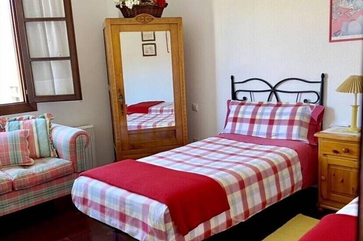 Ganze Wohnung, Eine ausgezeichnete Wohnung im Zentrum von Comillas in Comillas, Kantabrische Küste