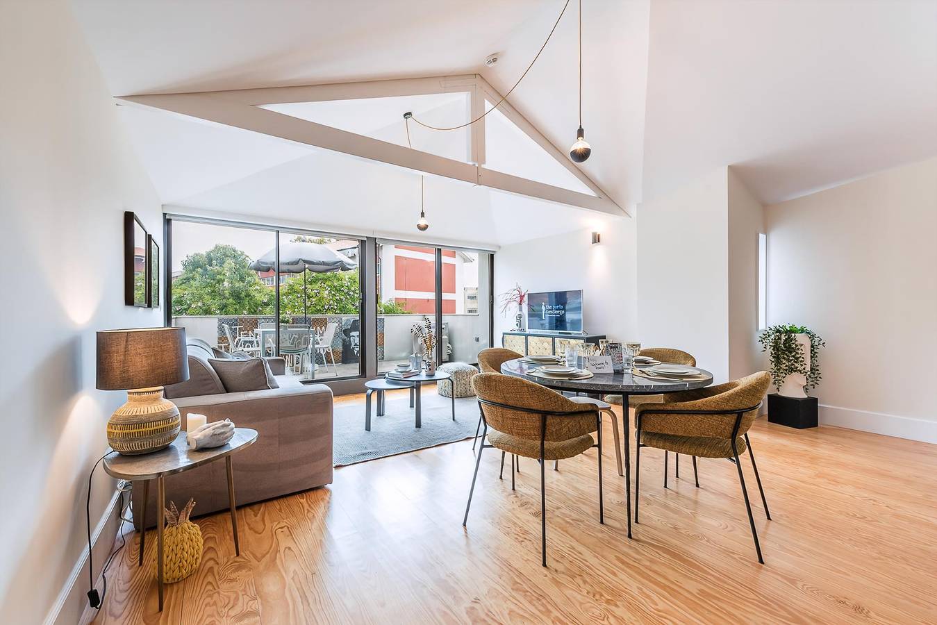 Geheel appartement, Vakantieappartement voor 6 personen in Santo Ildefonso, Porto