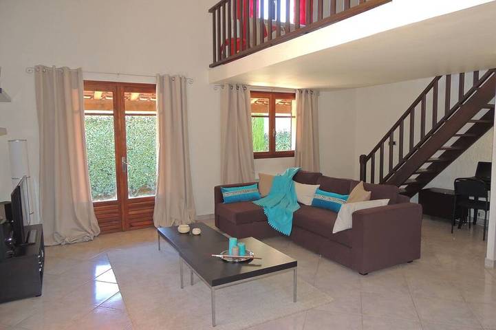 Villa pour 8 personnes, avec jardin et terrasse à La Seyne-sur-Mer
