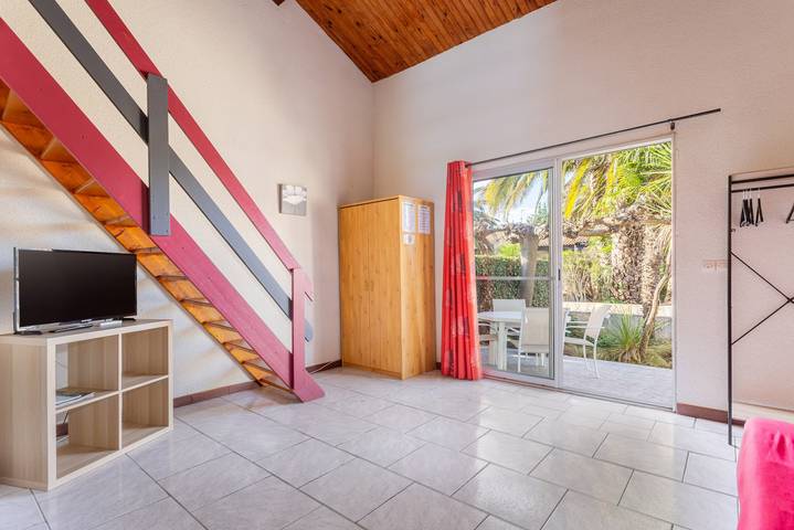 Gîte 2 habitaciones, aire acondicionado, piscina, cerca de Sigean in Roquefort-des-Corbières, Costa mediterránea (Francia)