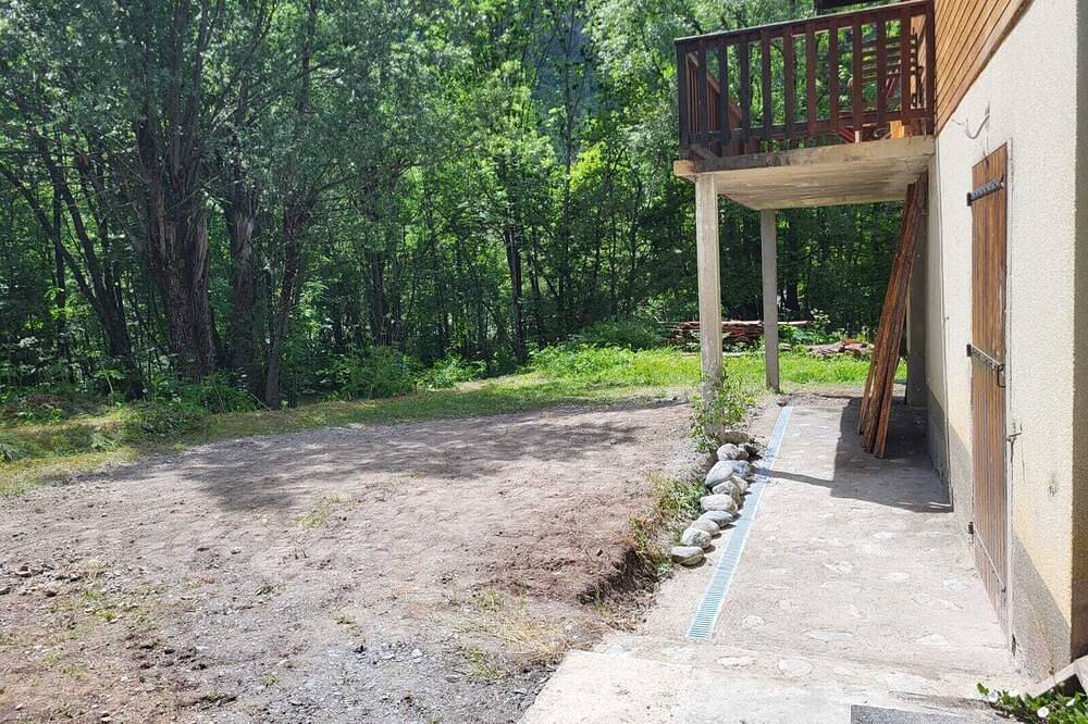 Entire apartment, Studio 26m2 garden level in Vallouise-Pelvoux, Écrins National Park