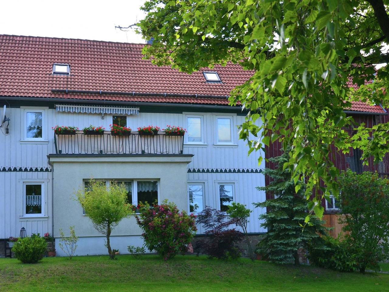 Ganze Wohnung, Ferienwohnung für 4 Personen mit Balkon in Hüttenrode, Blankenburg