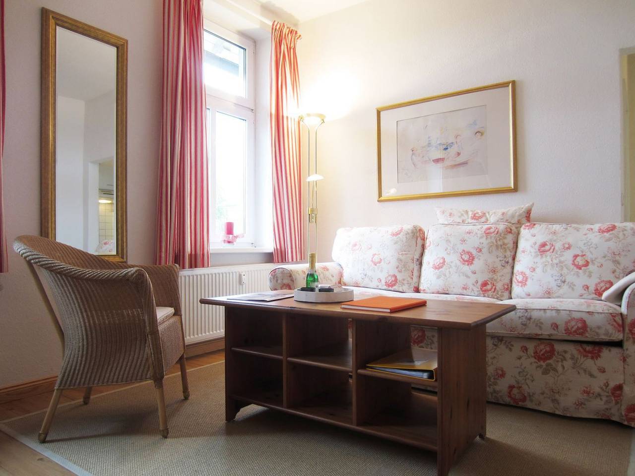 Ganze Wohnung, Geräumige Ferienwohnung Am Molli 4 mit Balkon und Parkplatz in Kühlungsborn in Kühlungsborn, Mecklenburgische Ostseeküste