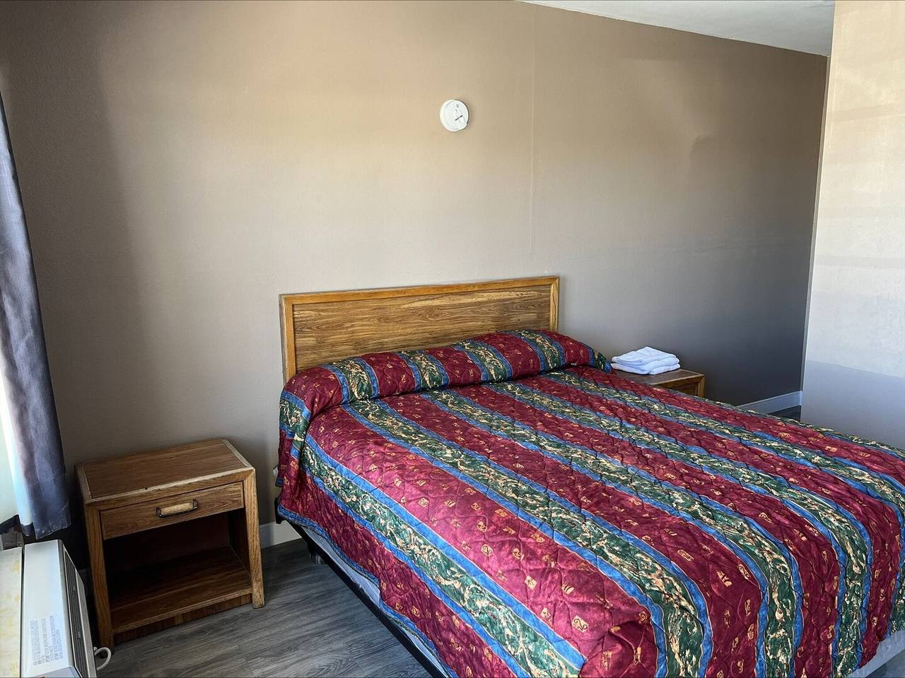Rosamond, Ca |Volles Bett in Kern County