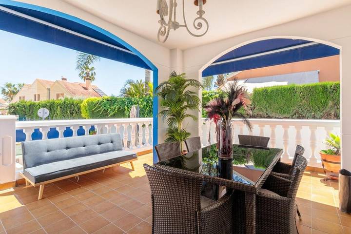 Casa rural para 8 personas, con piscina y vistas además de jardín y piscina para niños en Elche - 4