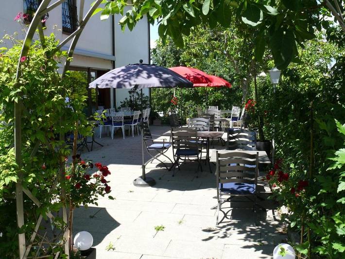Hotel für 3 Personen, mit Terrasse in Sasbach am Kaiserstuhl - 3