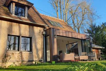 Gîte pour 7 personnes, avec jacuzzi ainsi que jardin et terrasse à Rugles