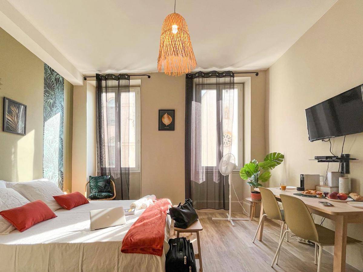 Appartement entier, Superior Studio in Villeneuve-sur-Lot, Quercy