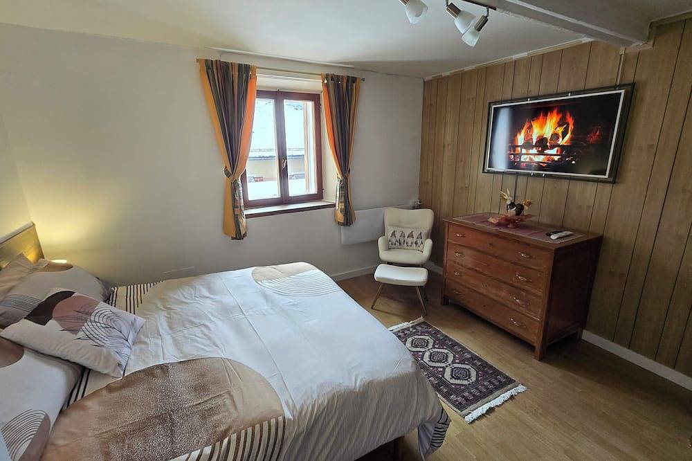 Ganze Wohnung, Maison Cavalese - Polar Express - Intimacy in the center of town in Cavalese, Fleimstaler Alpen