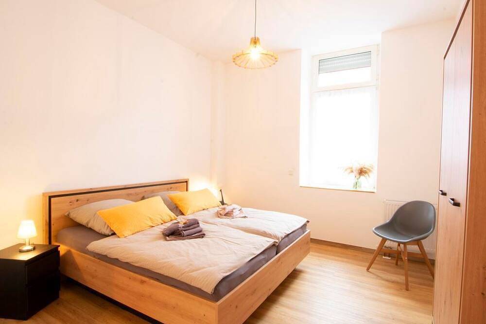 Ganze Wohnung, 7-Bett Ferienwohnung Hundeglück - Haus Alleegarten Ferienwohnungen in Bad Bertrich, Traben-Trarbach und Umbegung