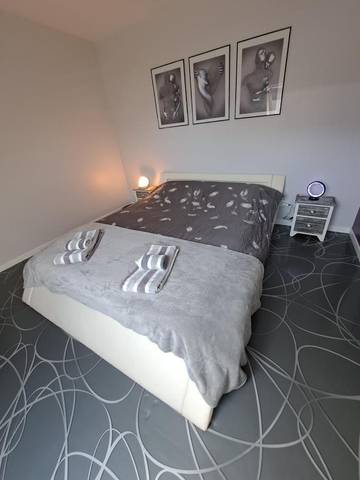 Gîte pour 8 personnes, avec terrasse à Graye-sur-Mer