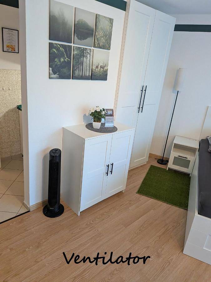 Ganze Wohnung, Apartment #21 im Haus Deutsch Krone - Eg, Balkon, Pool - Renoviert 2026 in Bad Essen, Wiehengebirge