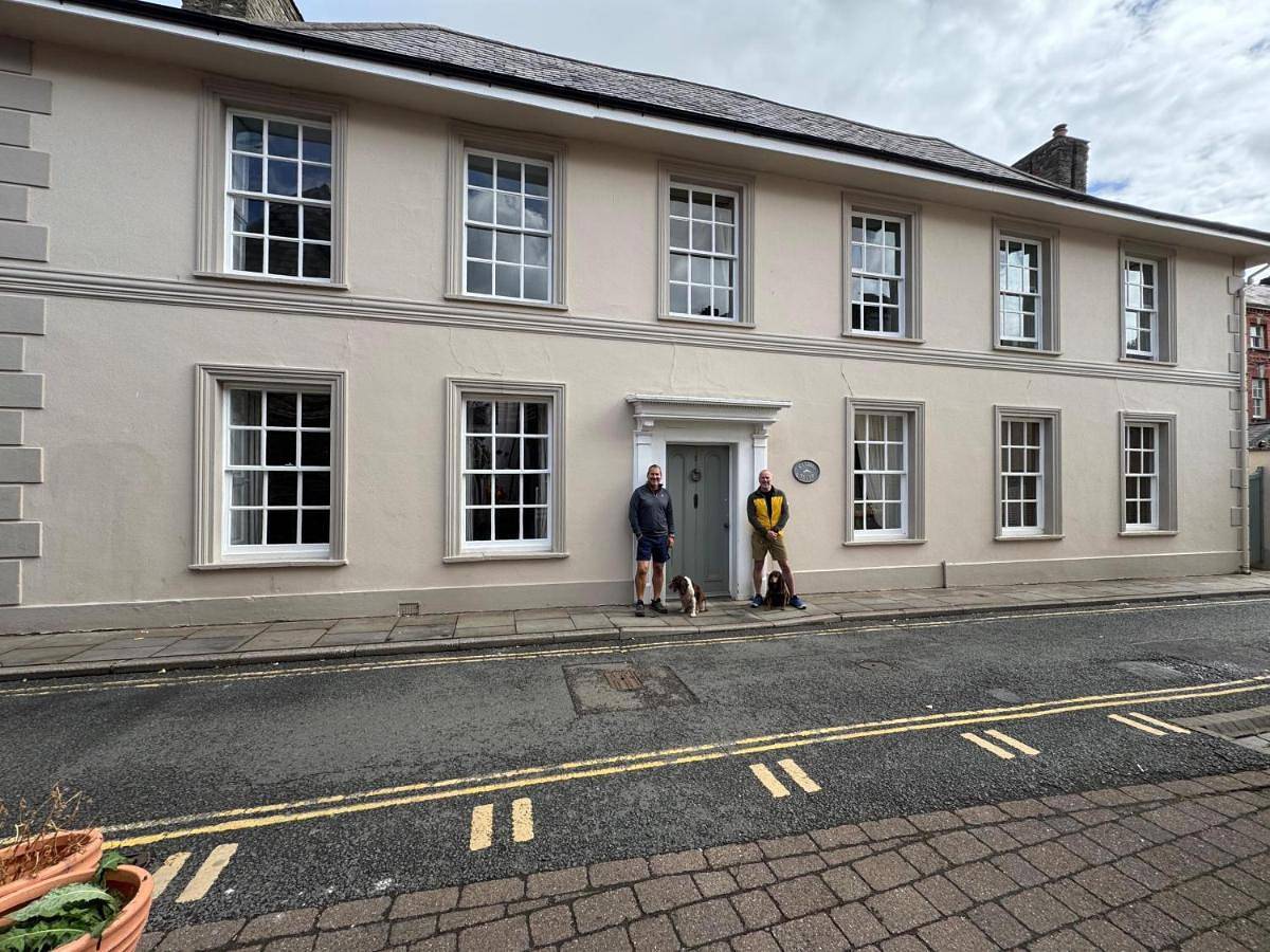 Entire apartment, Deluxe Bungalow with Garden View in Brecon, Brecon Beacons