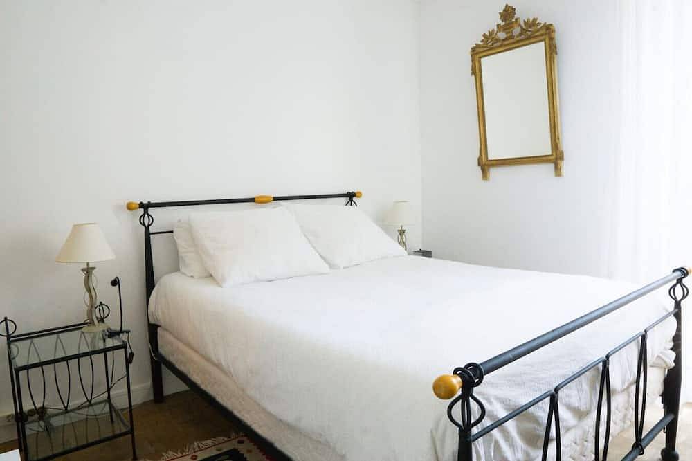 Entire apartment, Luxury apartment, 10 minutes from the Château in Le Chesnay, Yvelines