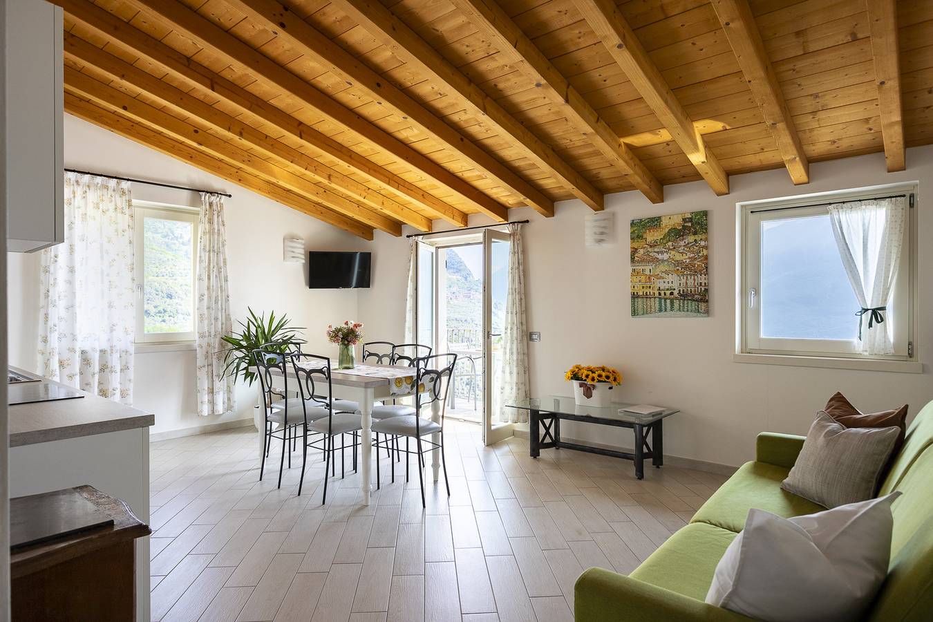 Ganze Ferienwohnung, .Albicocca by Garda Fewo in Tignale, Gardasee-Berge