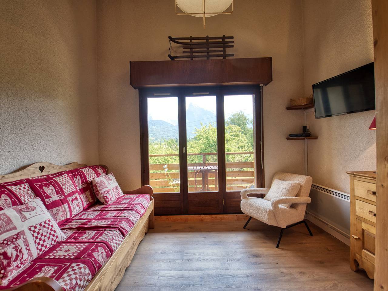 Apartamento entero, Dúplex renovado en Morillon, cerca de telecabina, 4 pers, balcón, Wi-Fi, aparcamiento in Station de Morillon, Grand Massif