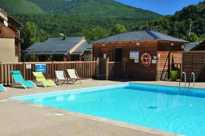 Ferienwohnung für 4 Personen, mit Garten und Pool - 1