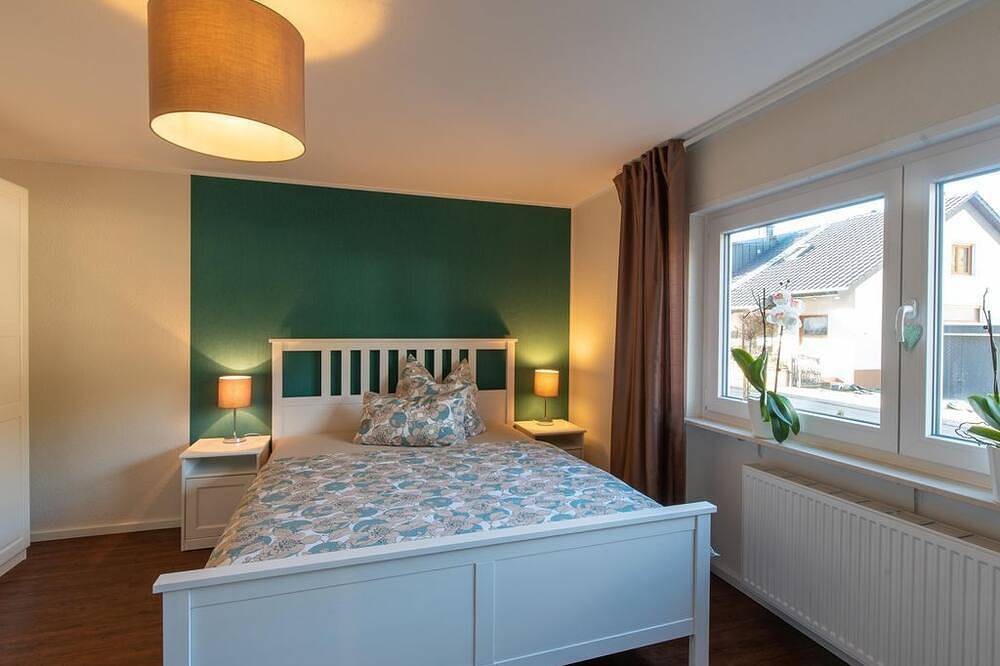 Ganze Wohnung, Ferienwohnung Arendt - Appartement/Fewo, Dusche, Wc, Erdgeschoß/Parterre in Dahn, Landkreis Südwestpfalz