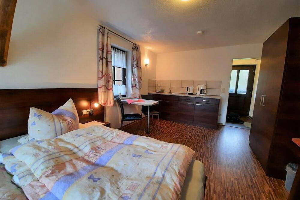 Ganze Wohnung, Doppelzimmer, Dusche, Wc, Husarenberg - Ferienhof Wilfert in Mühlental, Chemnitz und Umgebung