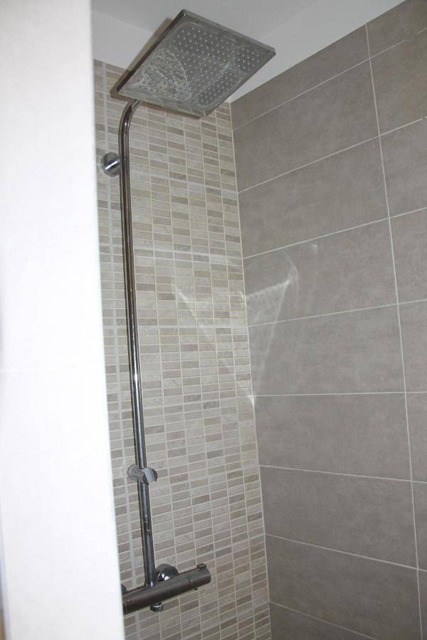 Double Room with Private Bathroom in Villeneuve-lès-Avignon, Région de Nîmes