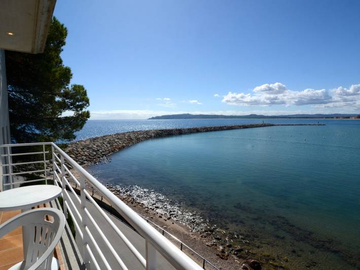 Ganzes Studio, Strandnahe Wohnung mit Pool in Treputxell, L'Estartit in l'Estartit, Costa Brava