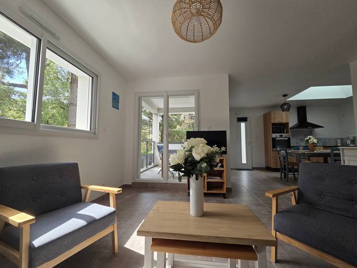 Gîte pour 5 personnes, avec balcon dans Plage de l'Ermitage