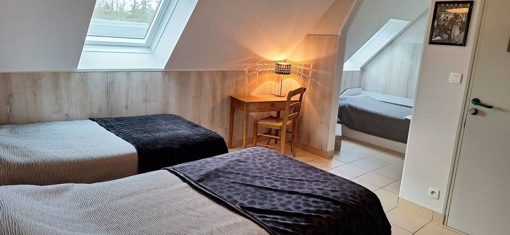 Gîte pour 4 personnes, avec jardin, adapté aux familles à Fyé