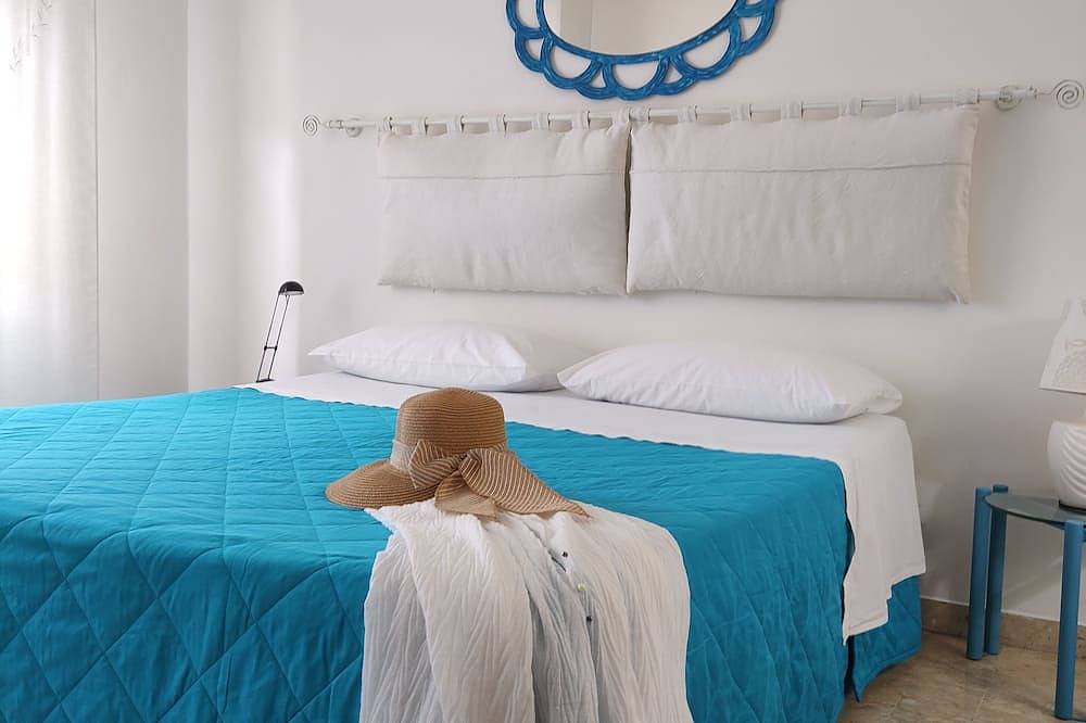 Appartement entier, Comfortable Apartment With Garden, Wi-Fi Netflix Iun in Porto Torres, Province de Sassari