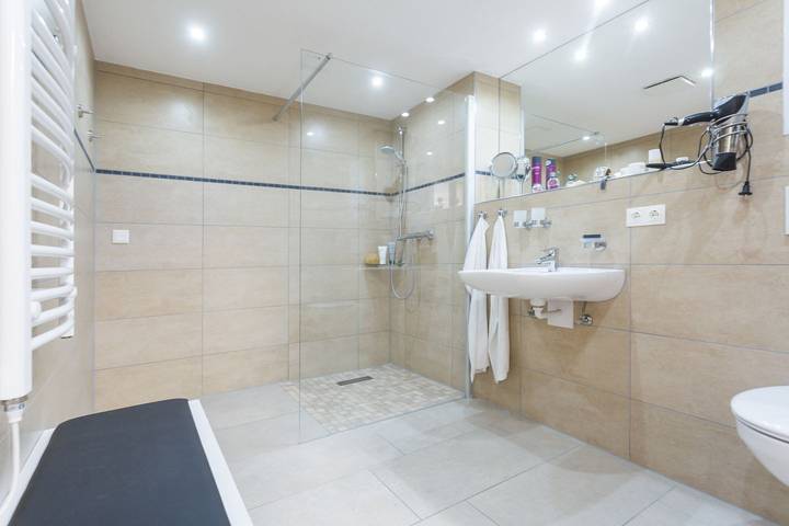 Apartamento entero, Haus "Meeresbrise" - Ferienwohnung 4 "Strandnah" in Breege, Rügen