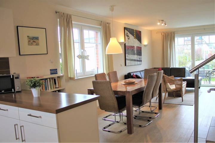 Ferienhaus für 6 Personen, mit Balkon und Terrasse sowie Garten auf Insel Poel