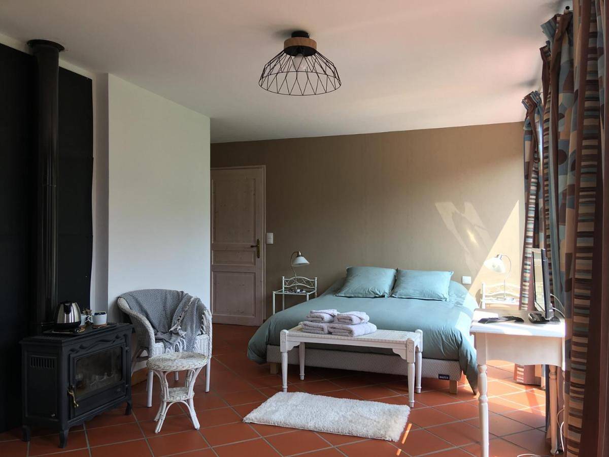 Family Double Room in Prats-de-Mollo-la-Preste, Région de Céret