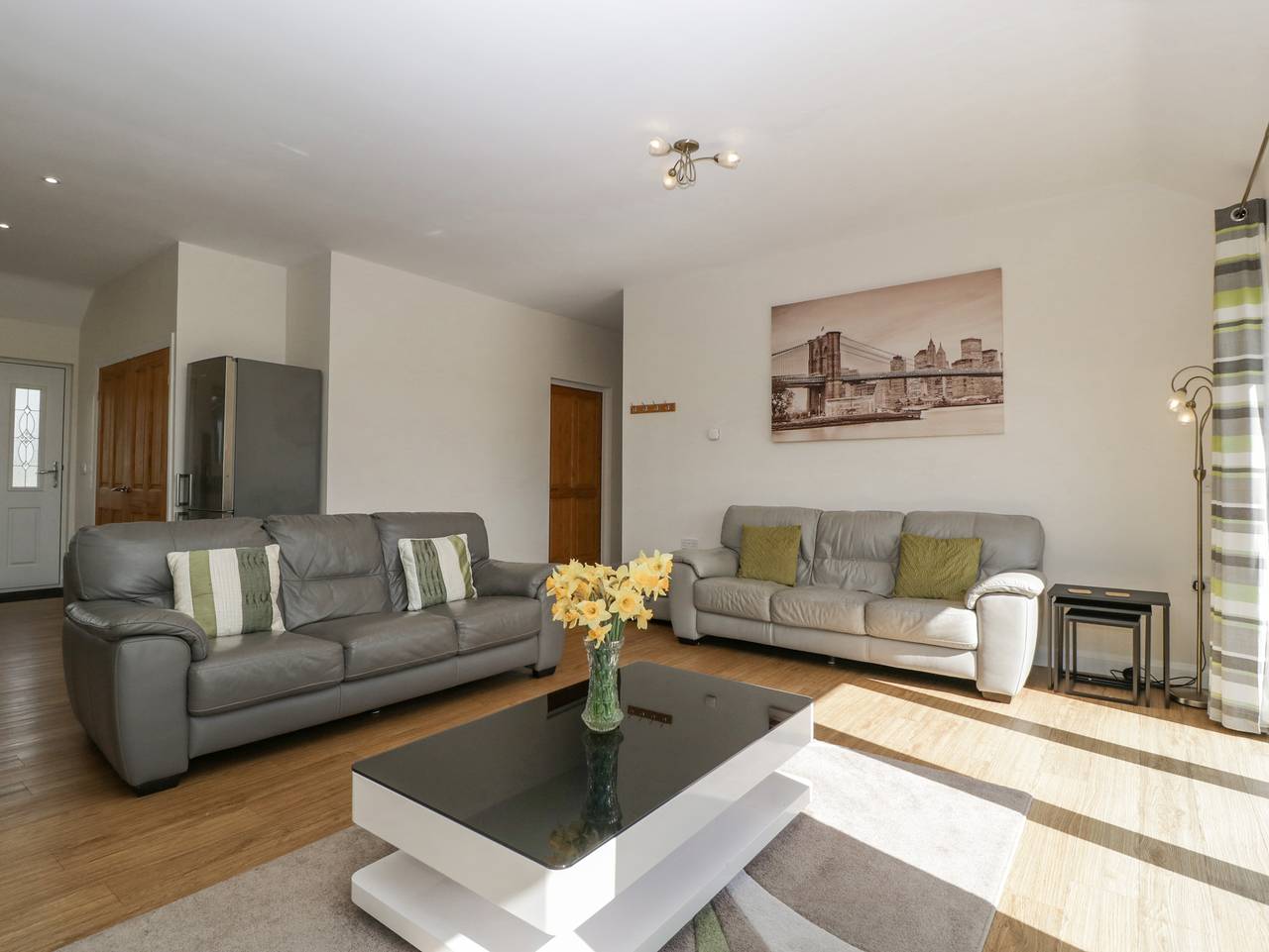 Rectory Farm Lodge in Queen Camel, Somerset