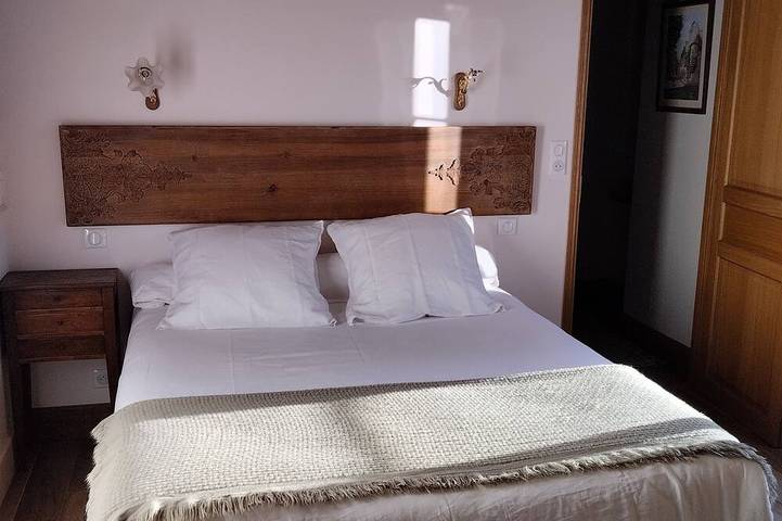 Location de vacances pour 8 personnes, avec piscine ainsi que terrasse et jardin à Plombières-lès-Dijon - 3