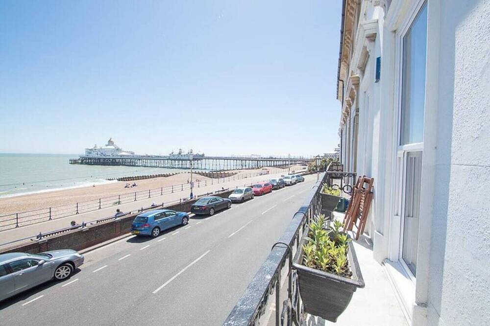 Apartamento entero, Beautiful 2 Bed Balcony Apart Seafront Eastbourne in Eastbourne, Sussex Oriental