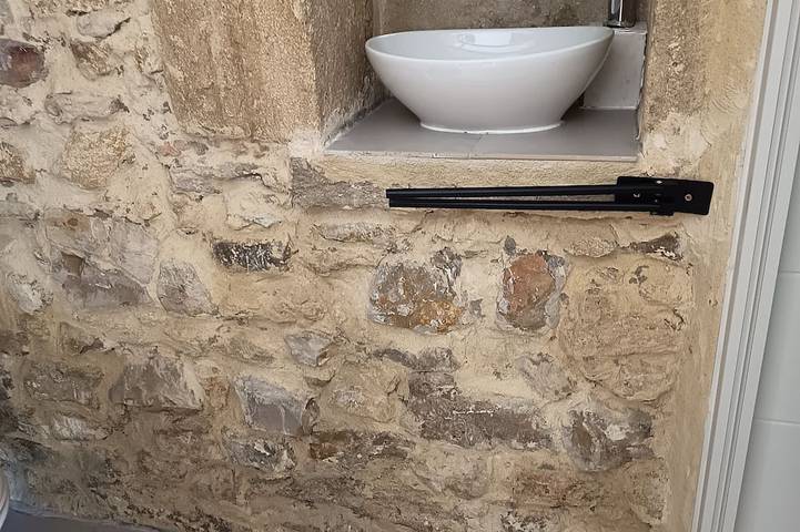 The Little Fig Tree Room in Aramon, Nimes und Umgebung