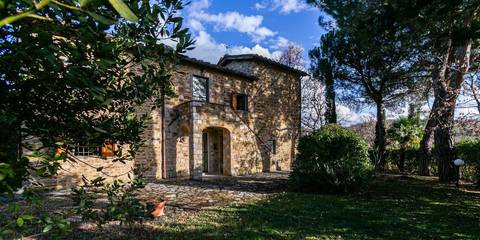 Cottage pour 8 personnes, avec vue et jardin, animaux acceptés à Radda in Chianti