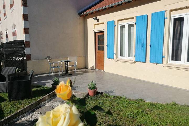 Maison de vacances pour 4 personnes, avec jardin et terrasse dans Allier