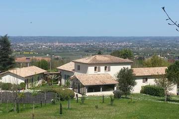Location de vacances pour 10 personnes, avec sauna et jardin, animaux acceptés à Monbazillac