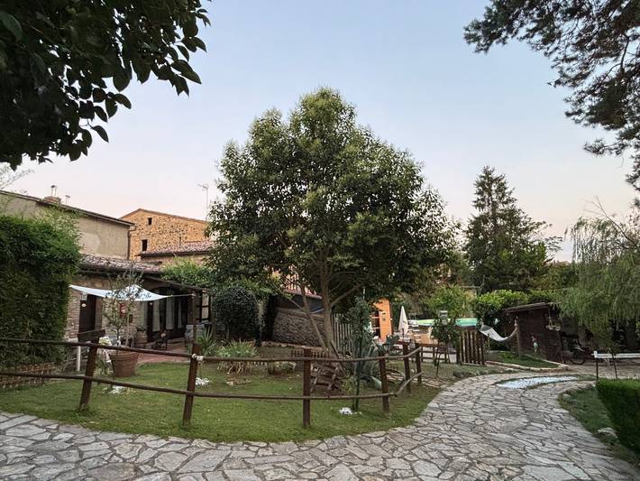 'Arco - Antiche Dimore' with Shared Pool, Wi-Fi and Air Conditioning in Murlo, Siena Province