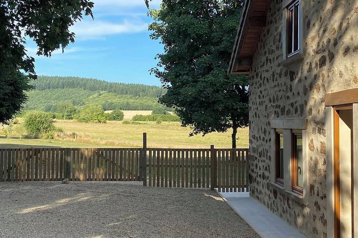 Location de vacances pour 4 personnes dans Champnétery