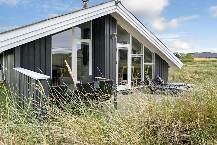 Ferienhaus für 4 Personen, mit Whirlpool und Balkon/Terrasse sowie Sauna in Vejlby Klit