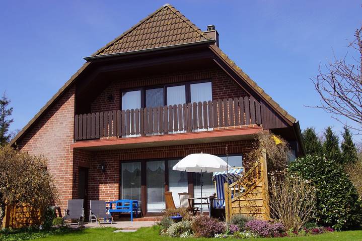 Ferienhaus für 4 Personen, mit Garten und Sauna in Schönberg
