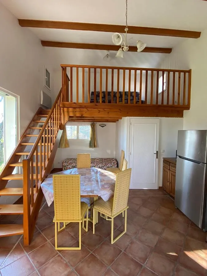 Apartamento de vacaciones para 4 personas, con vistas y jardín, Se admiten mascotas - 1